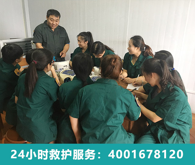 突發(fā)心梗猛咳可自救？石家莊救護車出租提醒您不靠譜！